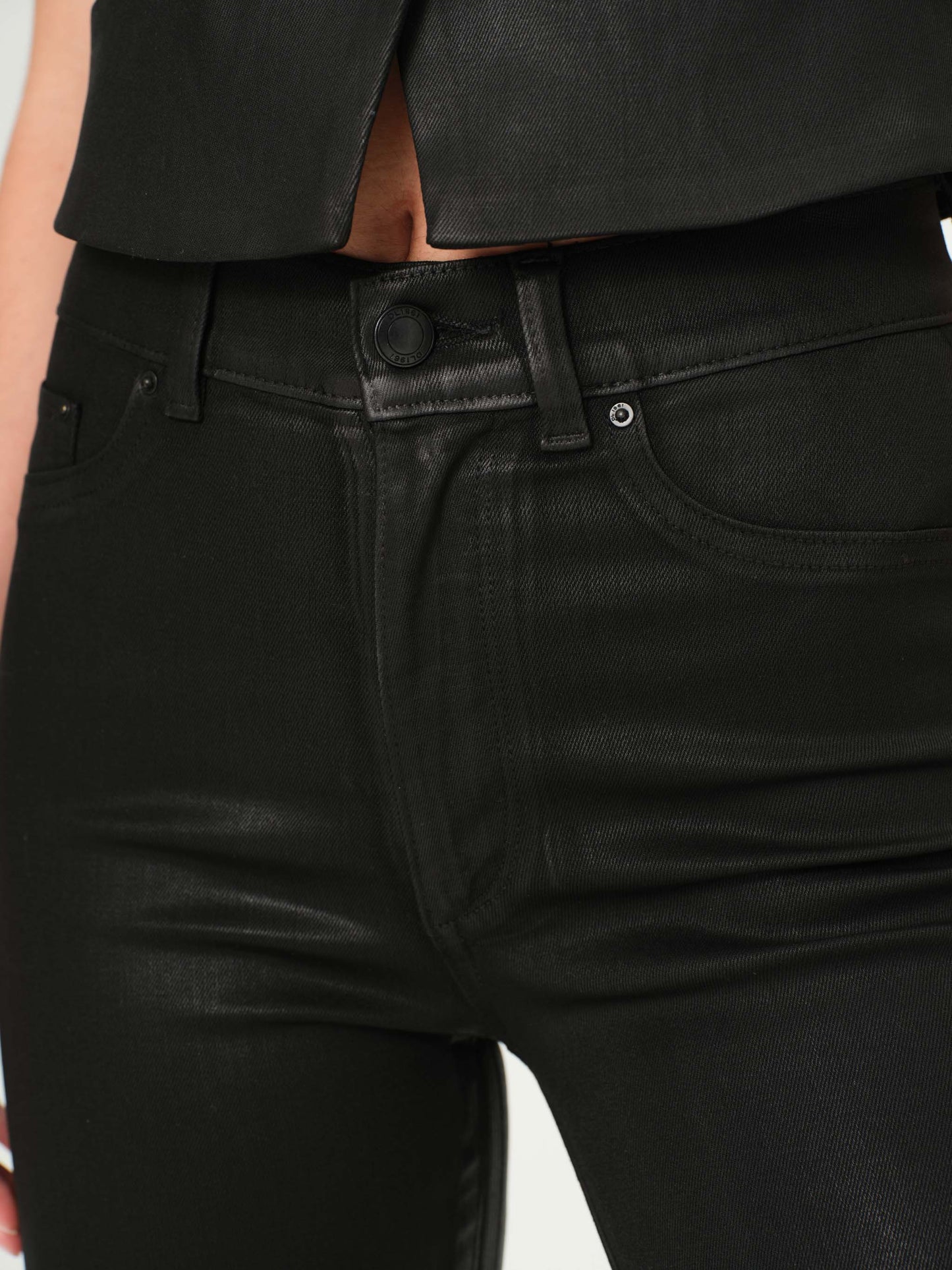 Bridget Boot High Rise Instasculpt 33" Jeans