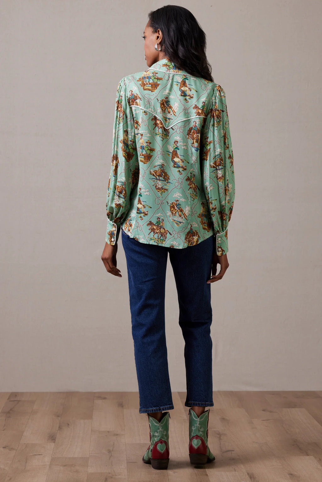 Romance & Rustlers Top