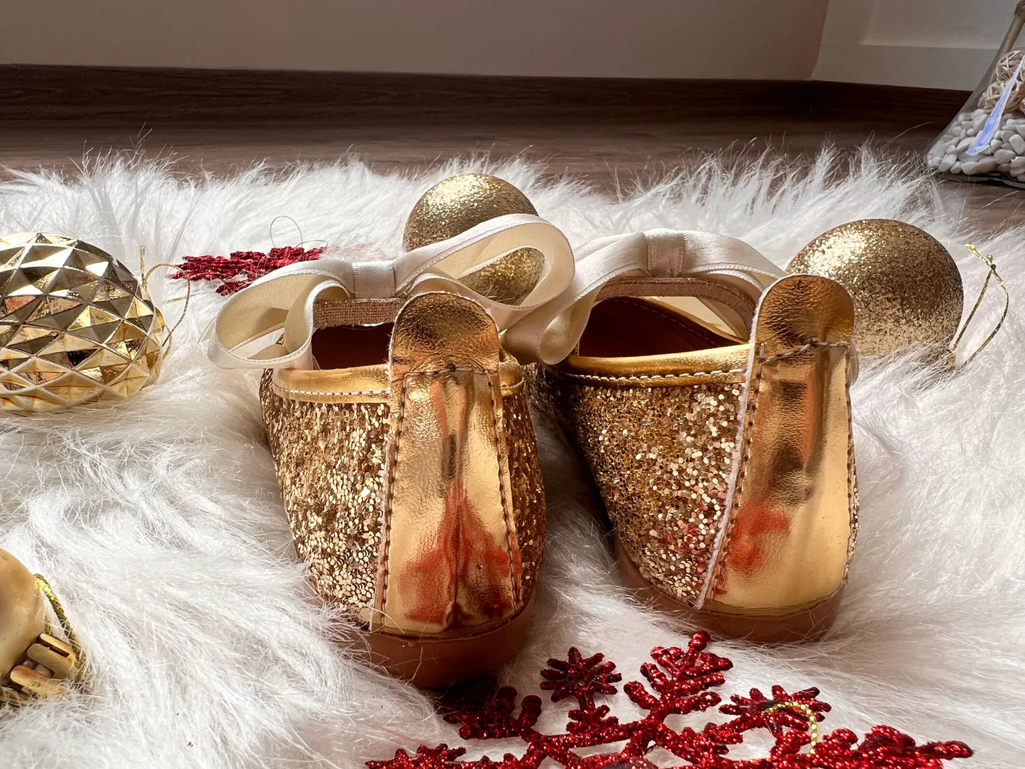 Mimi Shoes Gold Glittery