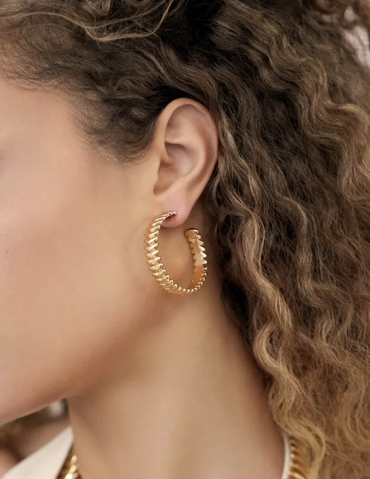 Large Metal Moderna Hoops