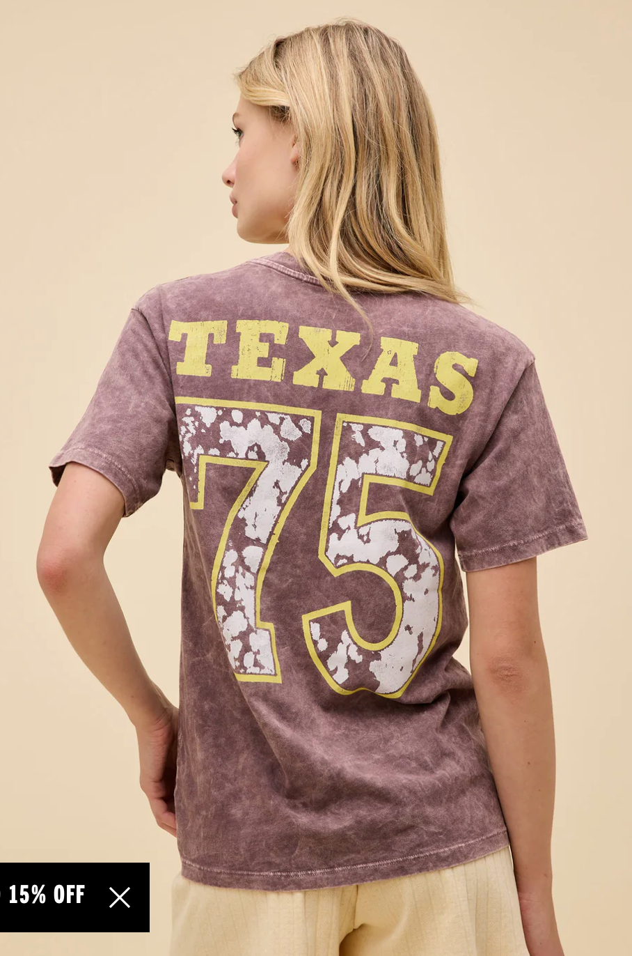 Willie Nelson Red Head4ed Stander Weekend Tee